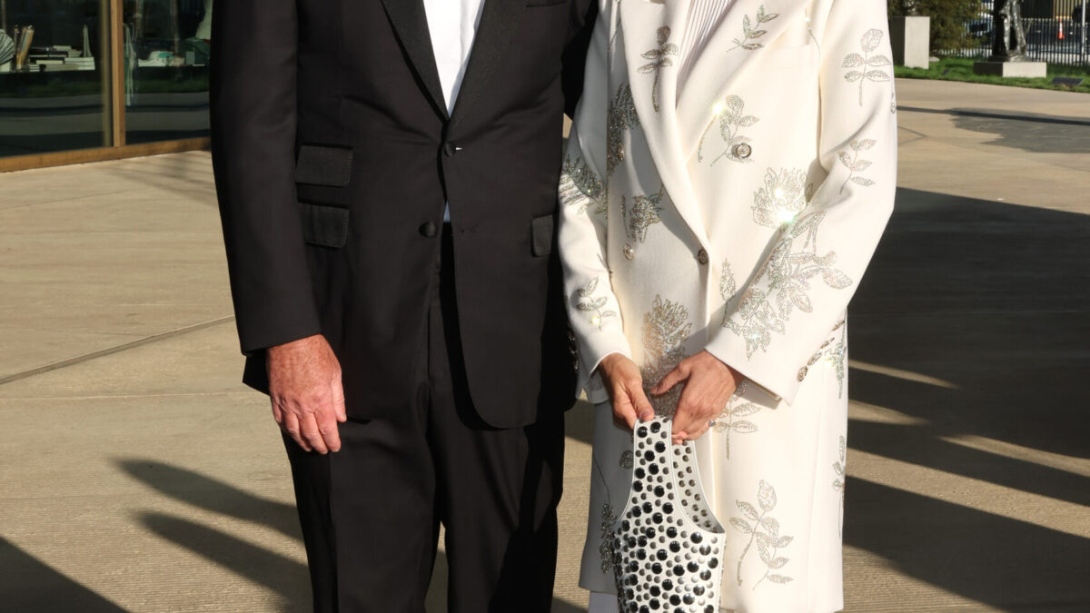 Actrița Jami Gertz donează 50 de milioane de dolari alături de soțul miliardar