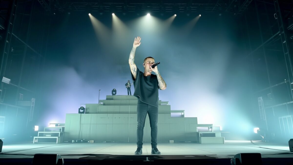 Justin Bieber, acuzat de un show karaoke la Coachella 2026. Reacția sa neașteptată