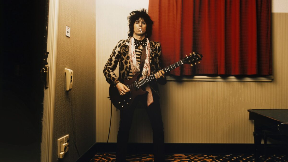 Keith Richards, dependent de heroină – 5 arestări și cum a fentat moartea de zeci de ori