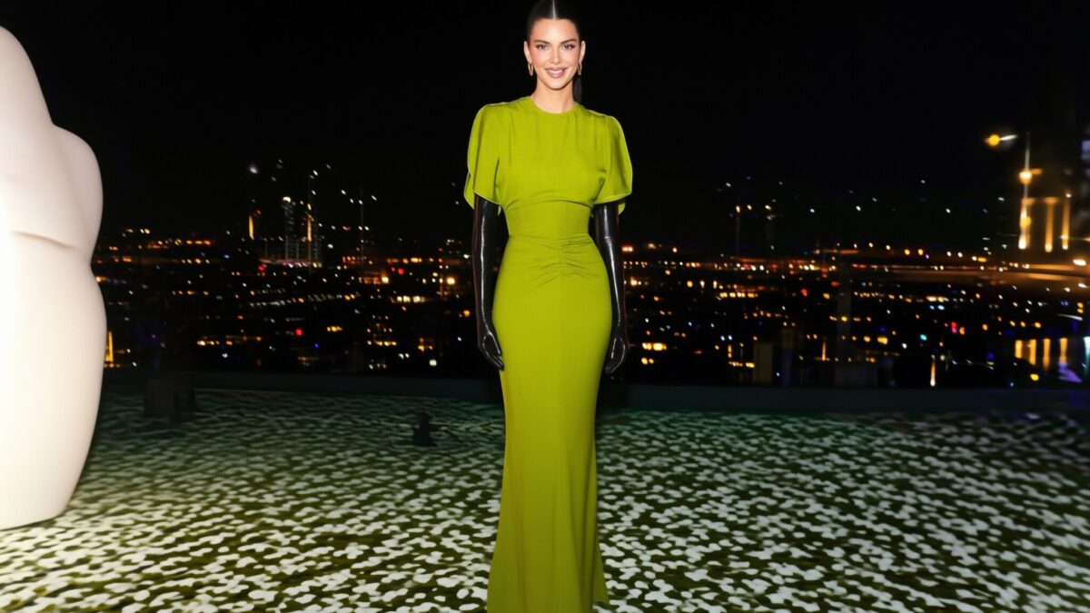 Setul de cosmetice cu tequila al lui Kendall Jenner costă 38$ și se vinde rapid