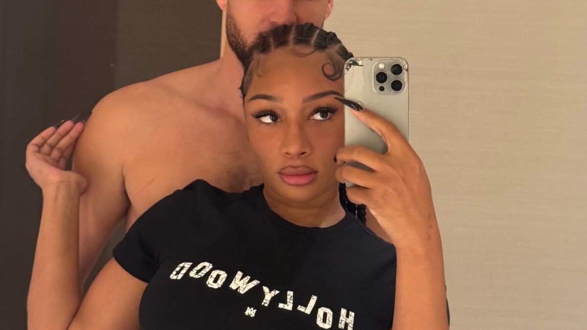 Megan Thee Stallion anunta despartirea dupa ce a primit un Bentley de 200.000 $