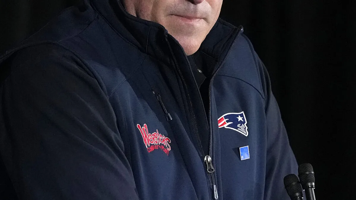 New England Patriots il sustin pe Mike Vrabel in scandalul cu jurnalista Dianna Russini