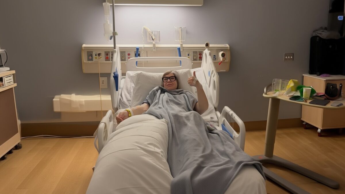 Mindy Cohn, la 59 de ani, anunță că a învins cancerul pentru a doua oară