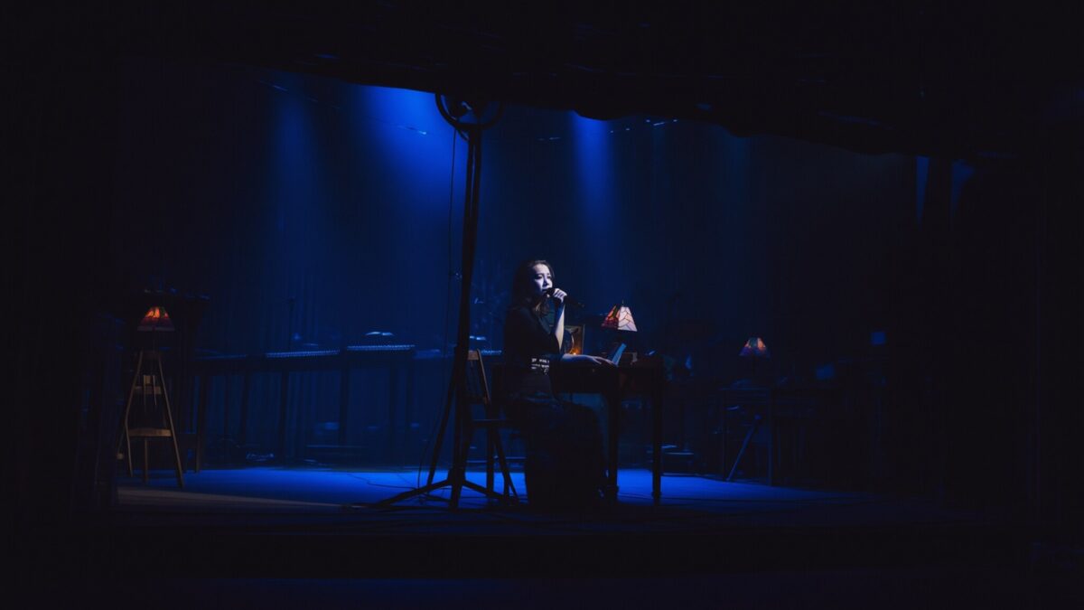 Mitski a susținut 5 concerte sold-out la un liceu din Hollywood