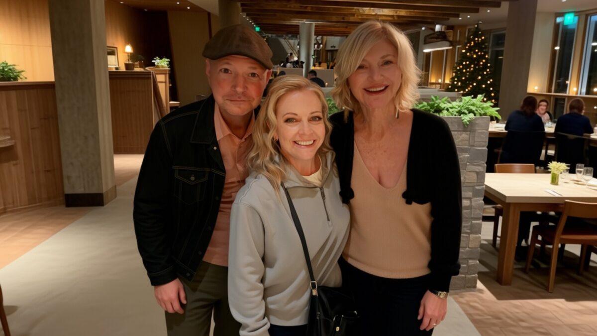 Harvey din Sabrina, de nerecunoscut la 47 de ani la reuniunea cu Melissa Joan Hart