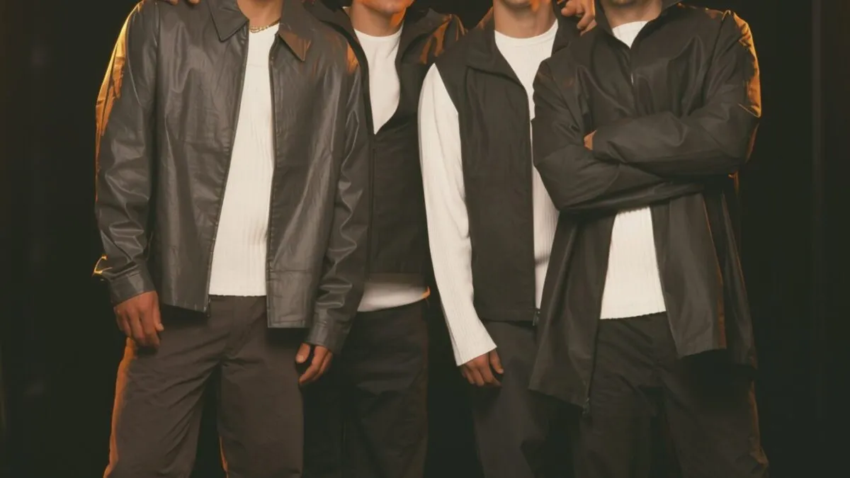 Nick Lachey dezvăluie secretul 98 Degrees – aveau un ghid cu vârsta consimțământului