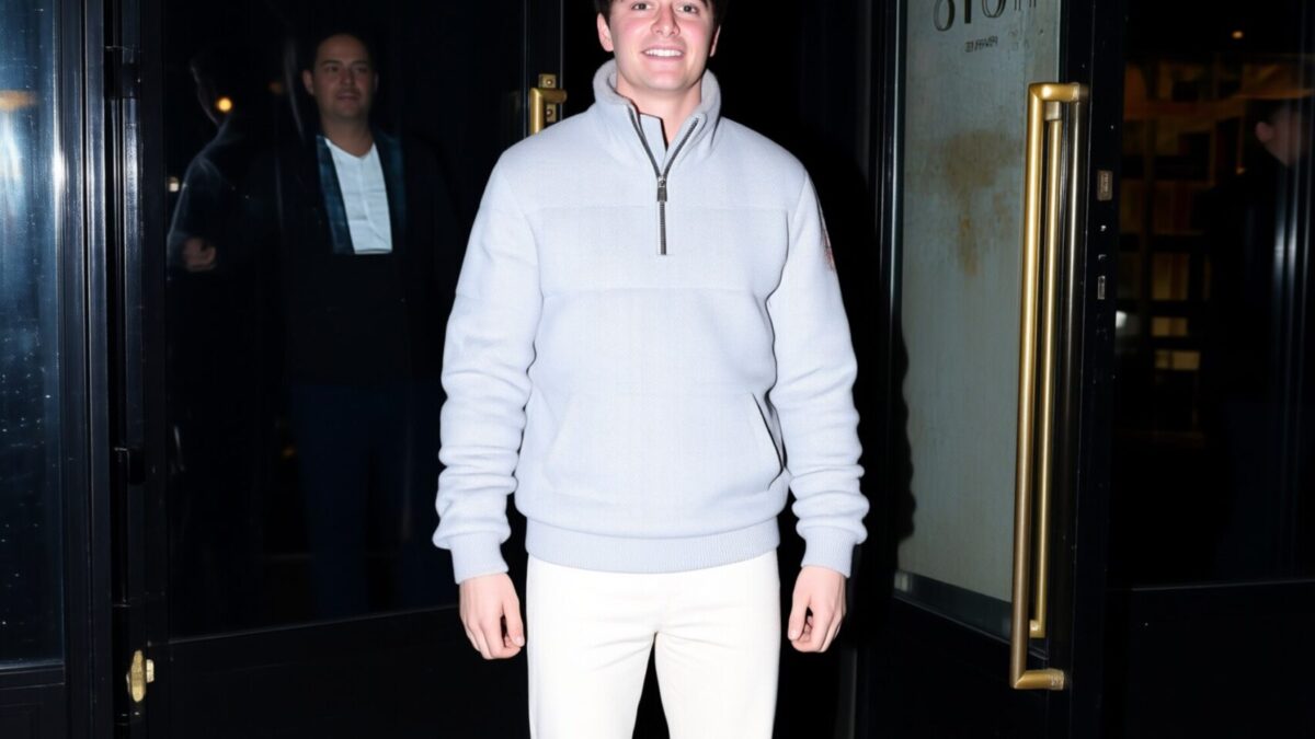 Noah Schnapp din Stranger Things își prezintă iubitul la 3 ani după ce a recunoscut că e gay