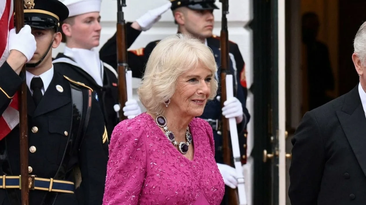 Decizia Reginei Camilla care a uimit pe toata lumea. Ce a lipsit de la tinuta ei la Casa Alba