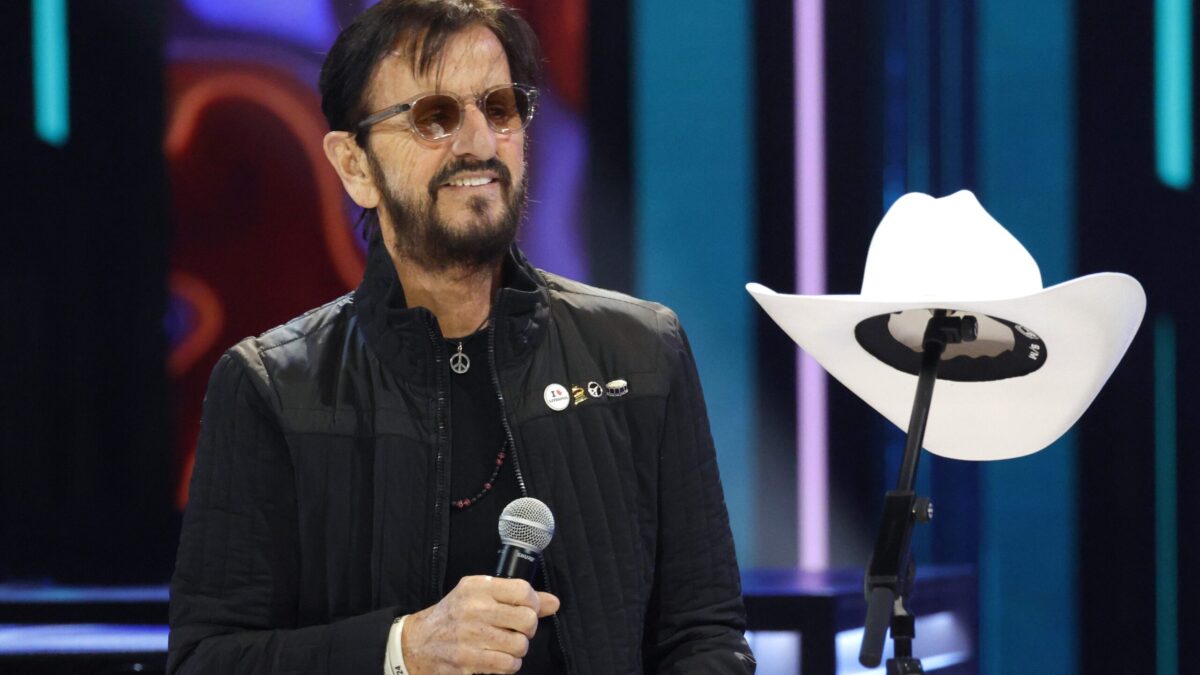 Ringo Starr lansează un nou album la 85 de ani și explică de ce vocea sa e perfectă pentru country