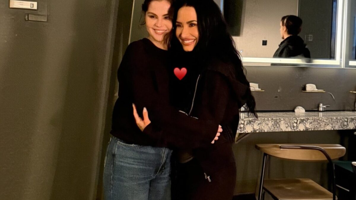 Selena Gomez si Demi Lovato s-au impacat dupa 10 ani de la ruptura totala