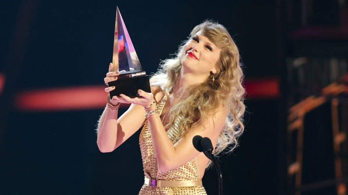 Taylor Swift domină nominalizările la AMAs 2026 cu 8 trofee posibile