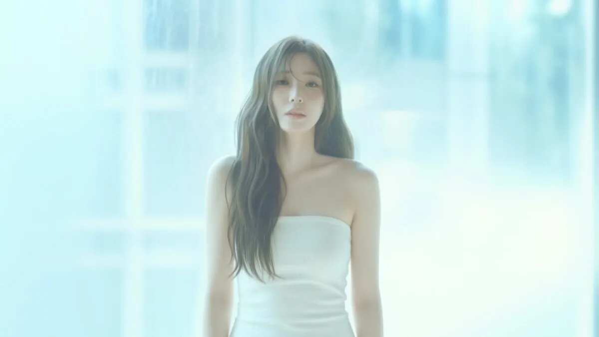 Tiffany Young din Girls’ Generation semnează un contract uriaș cu 16 milioane de fani