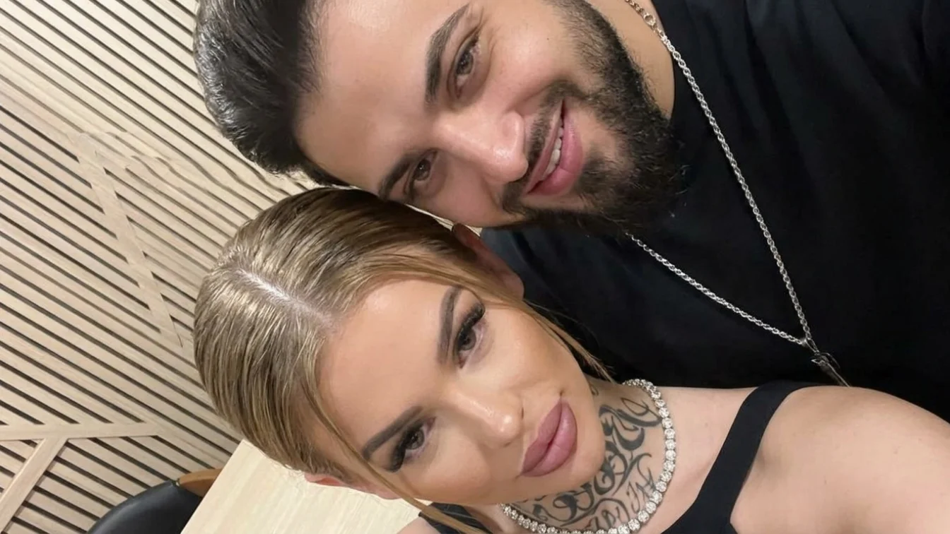 Lele și o blondă misterioasă