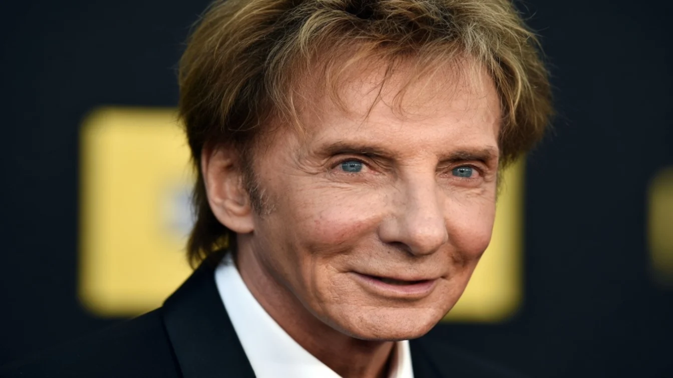 Barry Manilow recunoaste operatia estetica la 82 de ani. Starul a fost operat și de cancer
