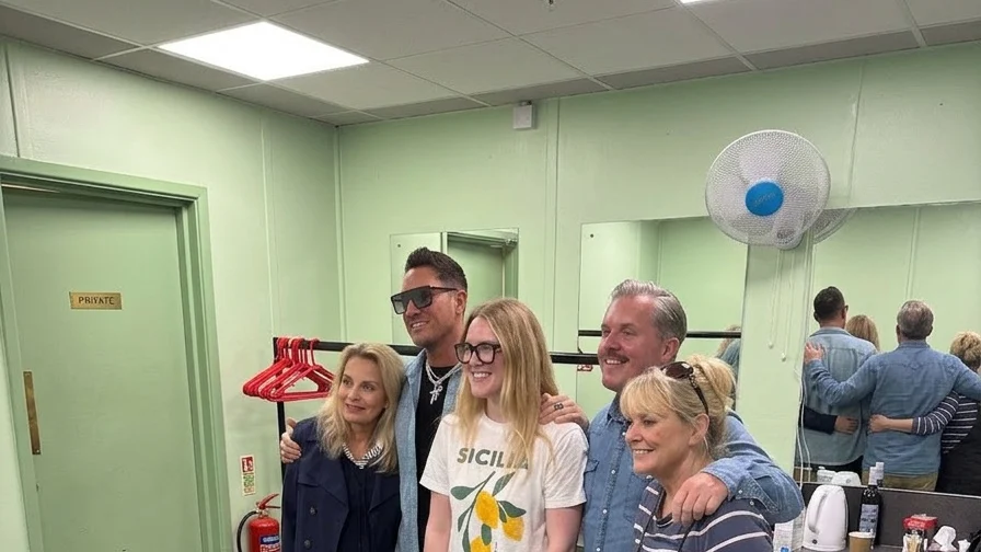The Mirror's Hannah Britt meets The Fizz