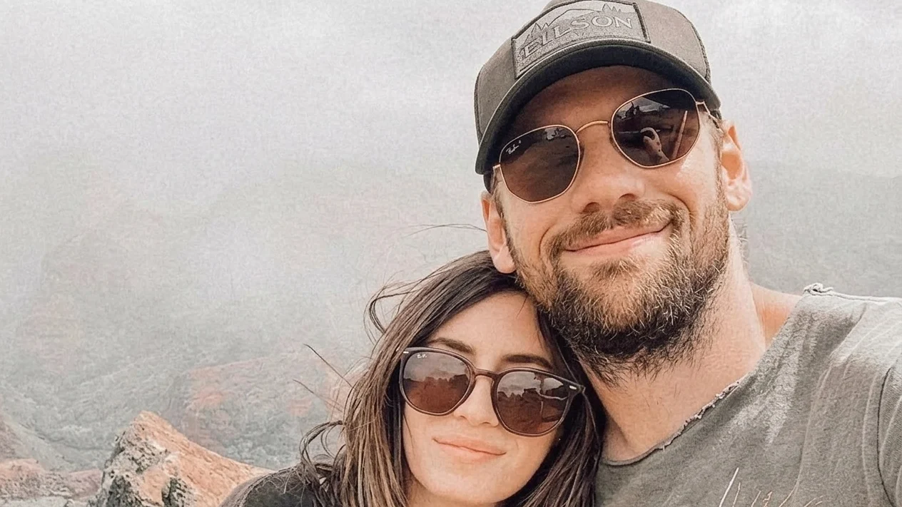 Caleb Shomo a recunoscut ca este gay. Sotia lui face declaratii dupa 13 ani de casnicie