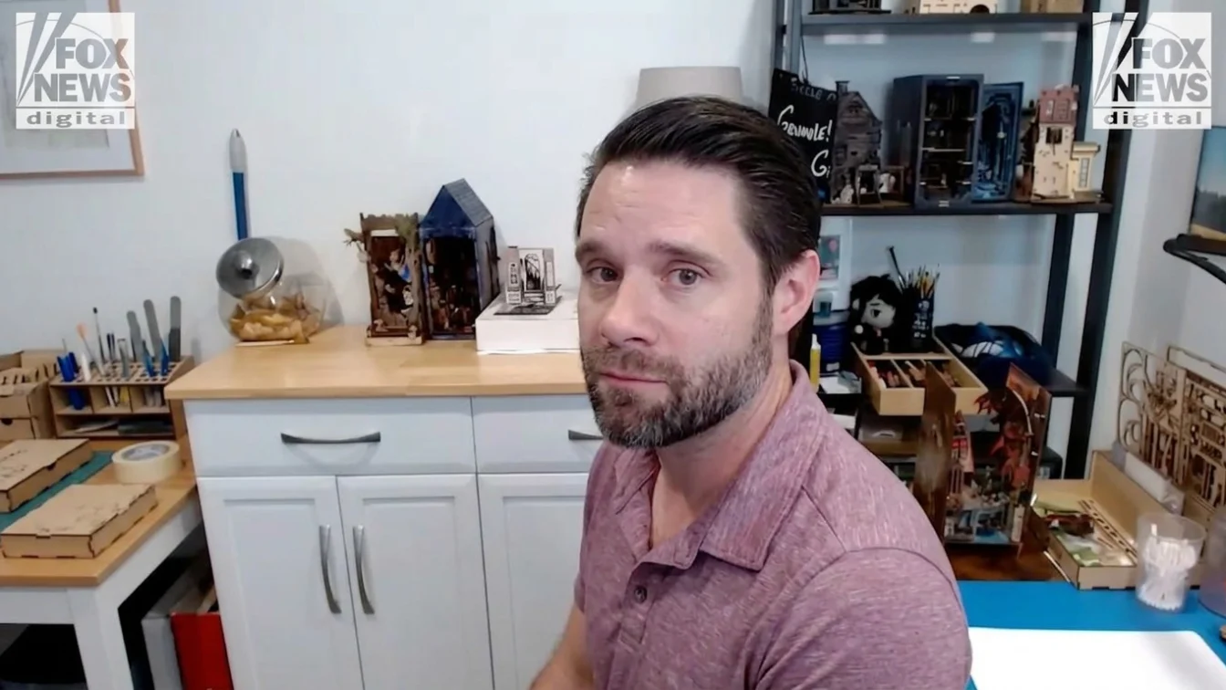 Danny Pintauro din Who’s the Boss livreaza colete la Amazon. Actorul primeste sase centi pe episod