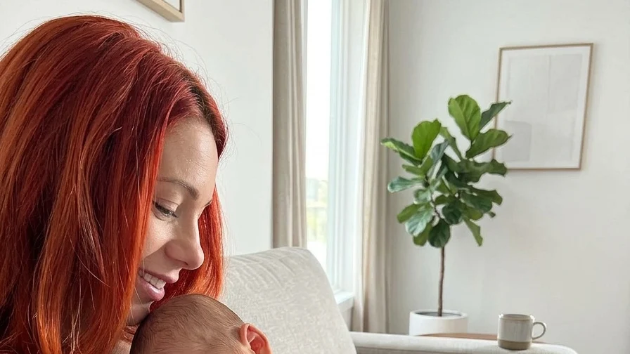 Dianne welcomed her son with Joe in March this year