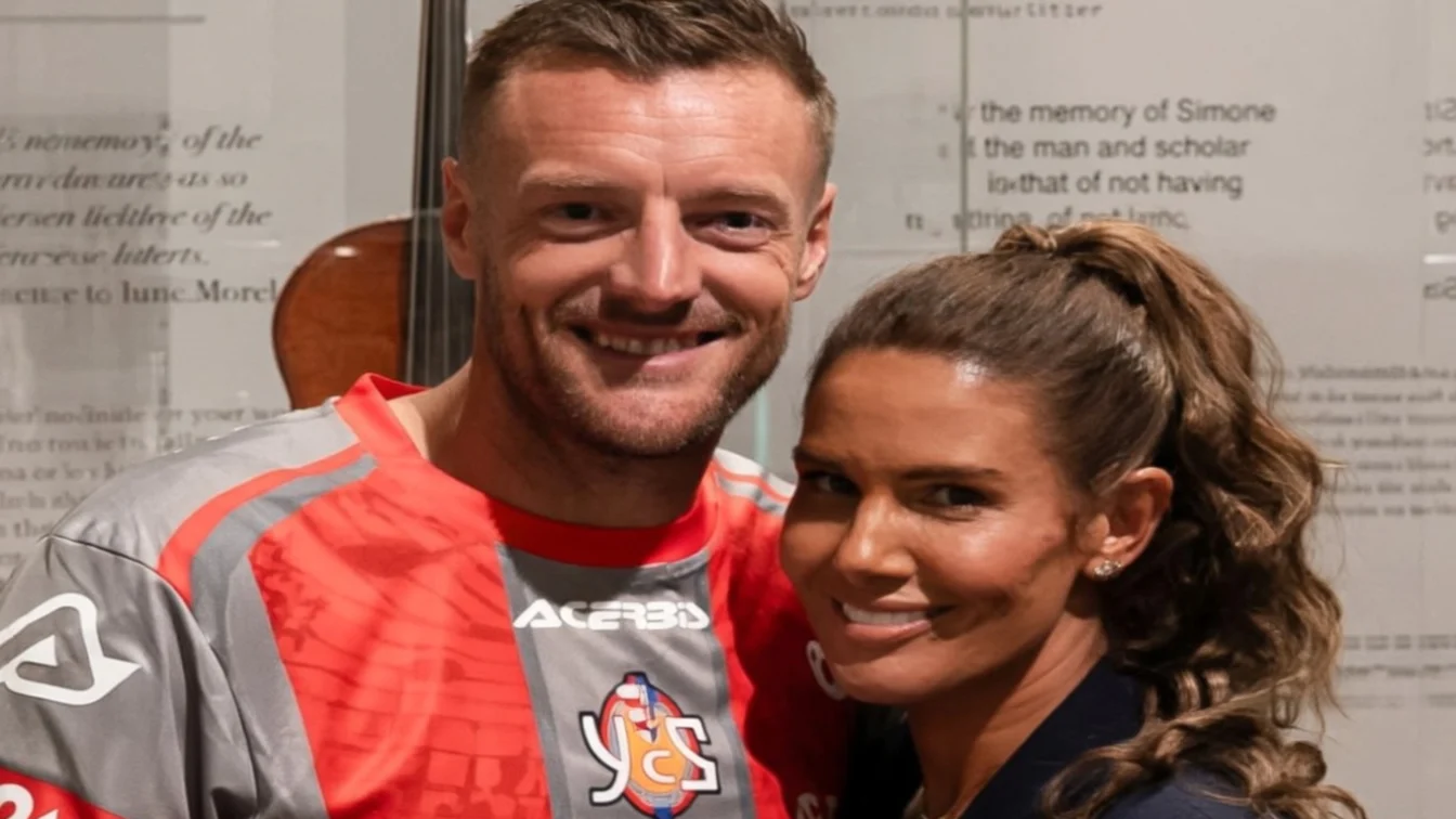 Rebekah și Jamie Vardy parasesc Italia dupa un an de cosmar. Familia a fost jefuita în vila