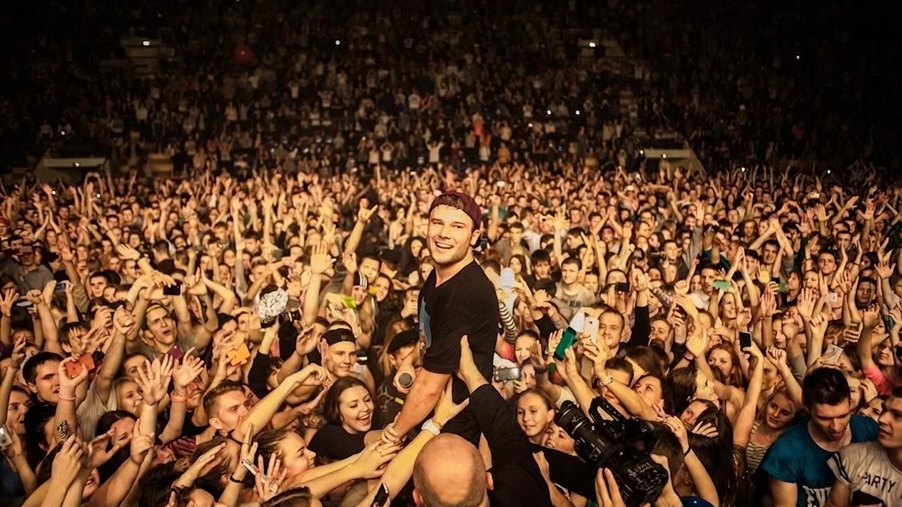 Alerta maxima în București pentru concertul lui Max Korzh. Zece mii de agenti mobilizati la stadion - imagine 1