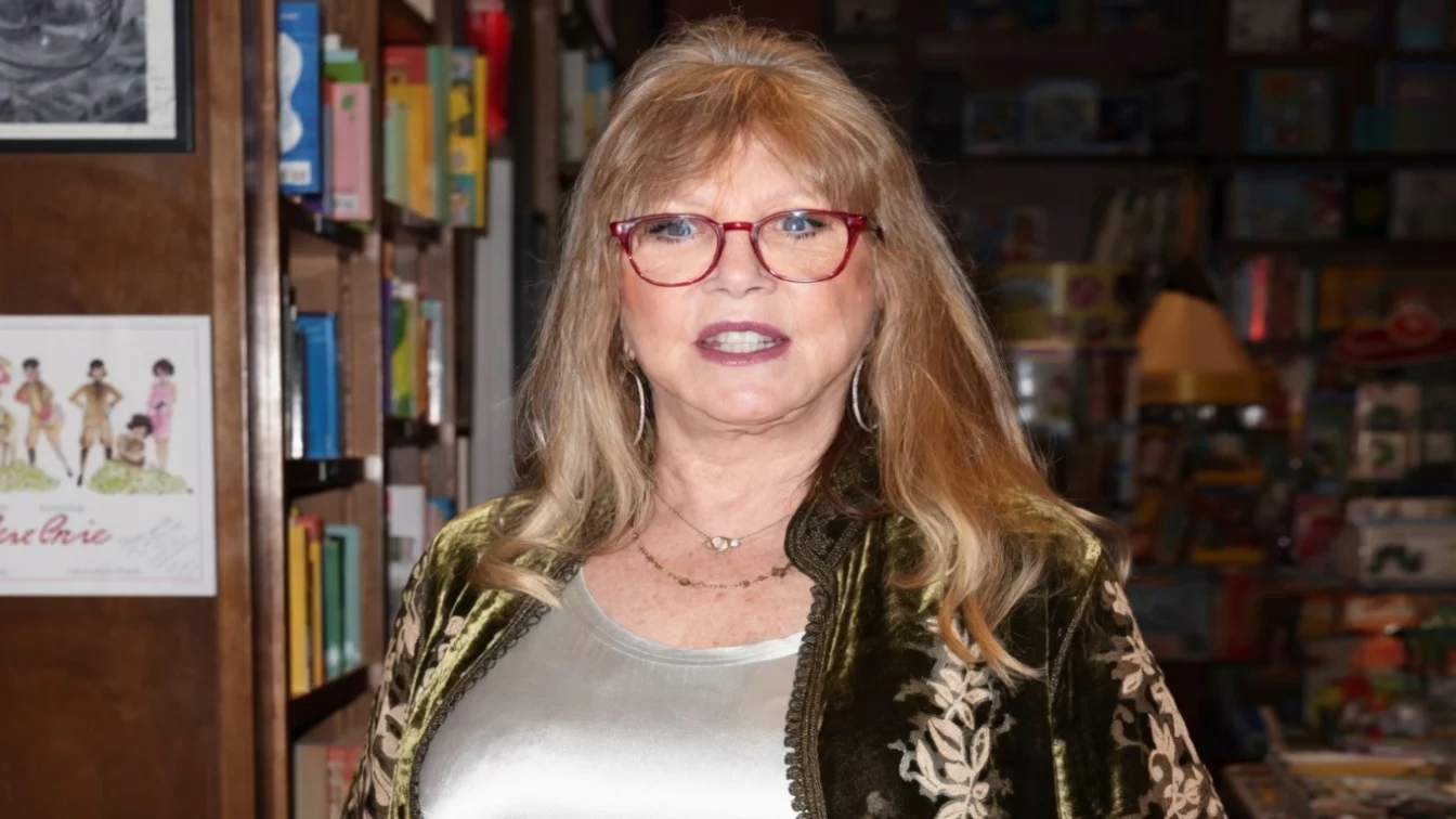 Pattie Boyd ataca producatorii noului film The Beatles. Fosta sotie nu a fost consultata