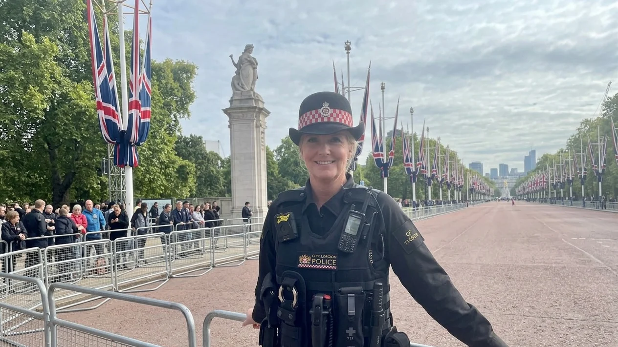 Surpriza uriasa pentru fani. Ce face sotia lui Rod Stewart pe strazile din Londra la 55 de ani