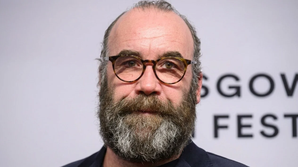 Rory McCann a dormit in cort inainte de Game of Thrones. Viata actorului ajuns la 57 de ani