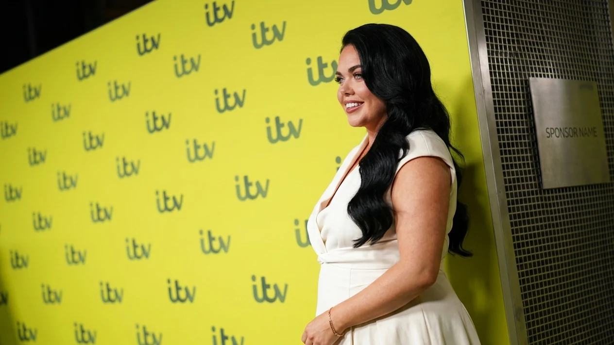 Scarlett Moffatt a nascut la 35 de saptamani. Psihologii explica ce sa nu spui unei mame