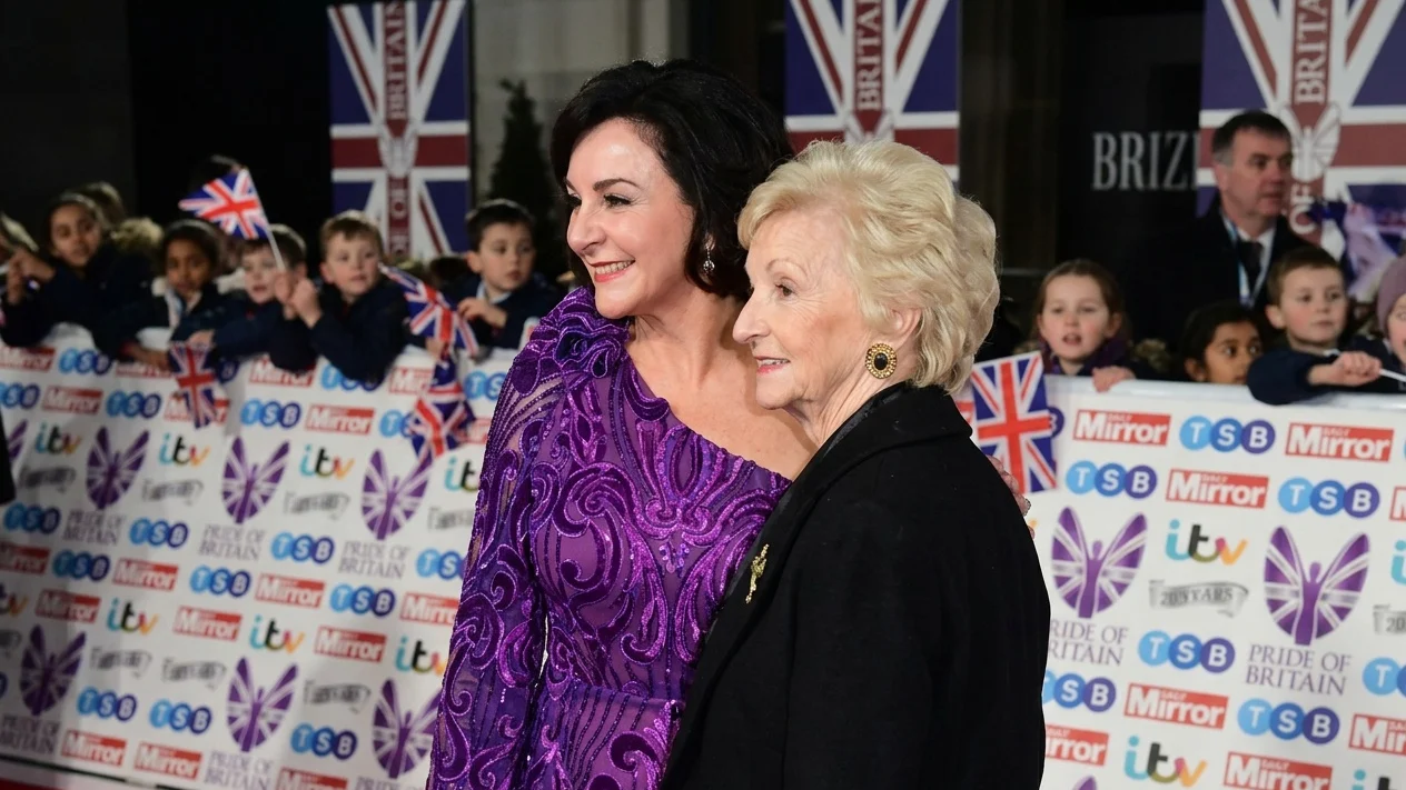 Shirley Ballas renunta la bărbați dupa anularea logodnei. Vedeta locuieste cu mama ei de 89 de ani