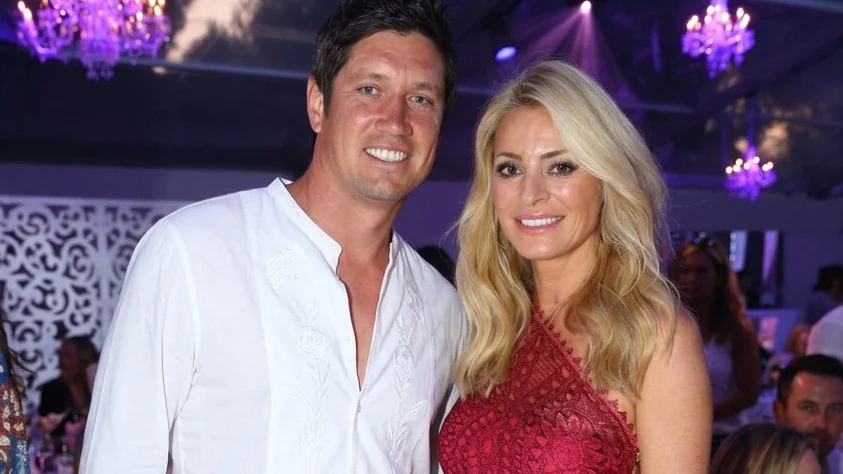 Vernon and Tess started seeing each other in 2001, getting married in 2002