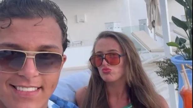 Sotul Venezuelei Fury cere bani pe TikTok în luna de miere. Ce cadou de 5 milioane a primit cuplul