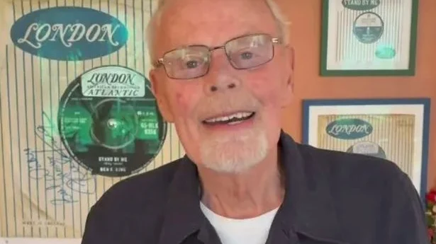 Bob Harris paraseste BBC Radio 2 la 80 de ani. Prezentatorul a fost diagnosticat cu cancer