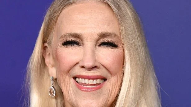 Bryan Cranston povesteste despre moartea actritei Catherine O’Hara. Secretul medical ascuns