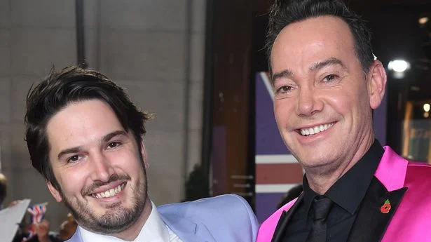 Craig Revel Horwood amana nunta cu Jonathan Myring până în 2028. Ce se întâmplă cu vila lor
