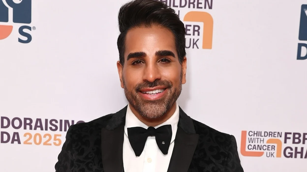 Dr Ranj Singh vorbeste despre divortul de Sulvinder Samra. Prezentatorul a recunoscut ca este gay