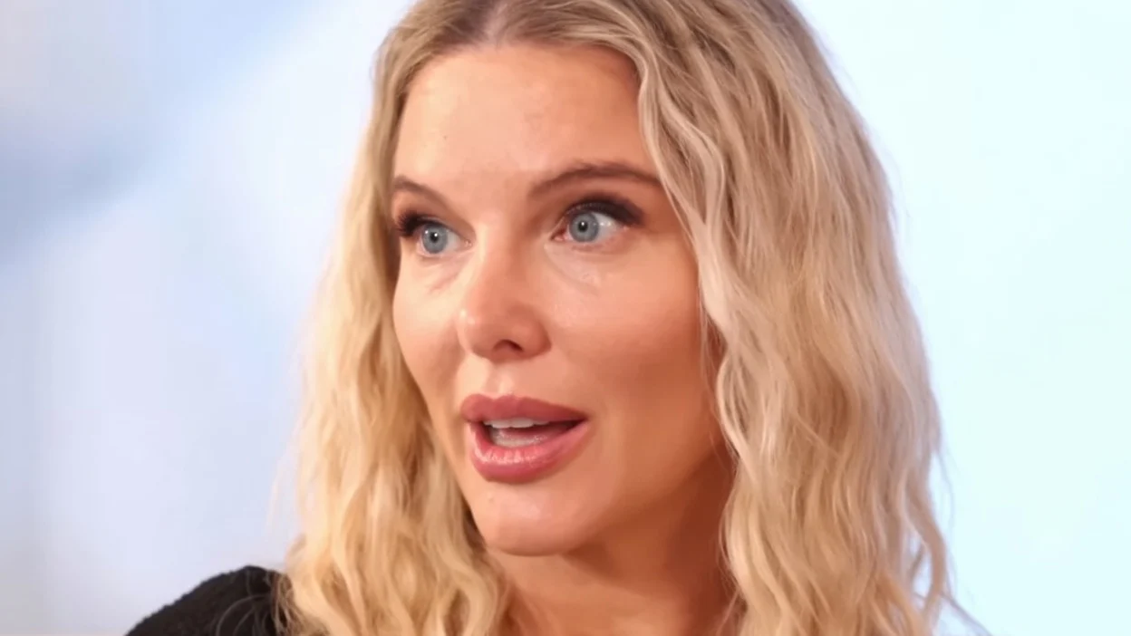 Helen Flanagan se teme ca nu isi va gasi sot din cauza cartii sale. Vedeta a dezvaluit prea multe secrete