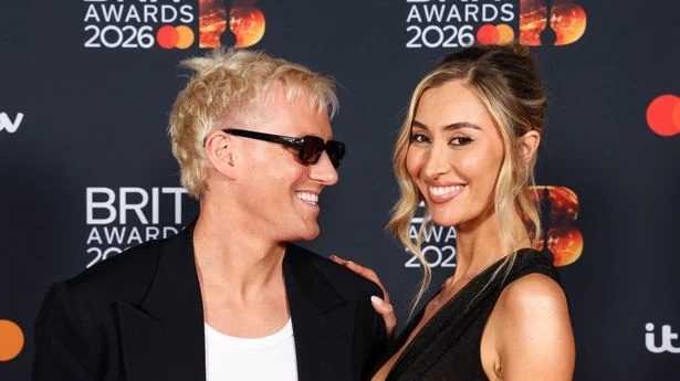 Jamie Laing criticat dur dupa ce a vrut intimitate la câteva săptămâni de la nastere. Reactia sotiei