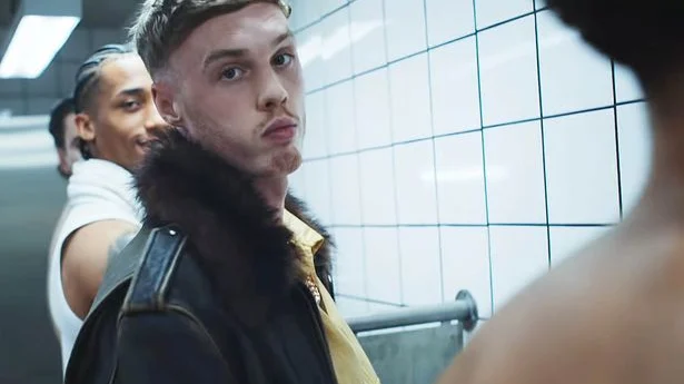 Madonna lanseaza videoclip de 14 minute cu fotbalistii Chelsea. Cole Palmer a filmat în baie