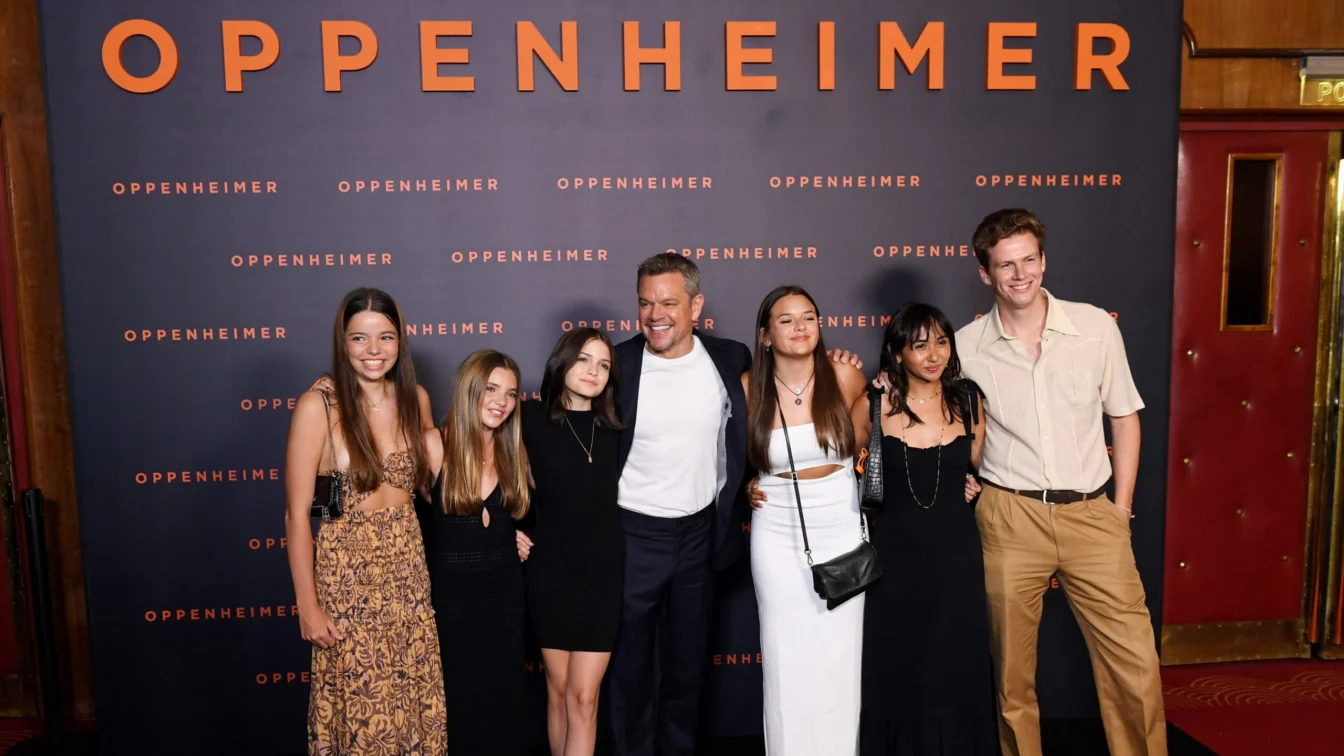 Matt Damon recunoaste ca Hollywood l a tinut departe de familie. Confesiunea actorului despre fiicele sale