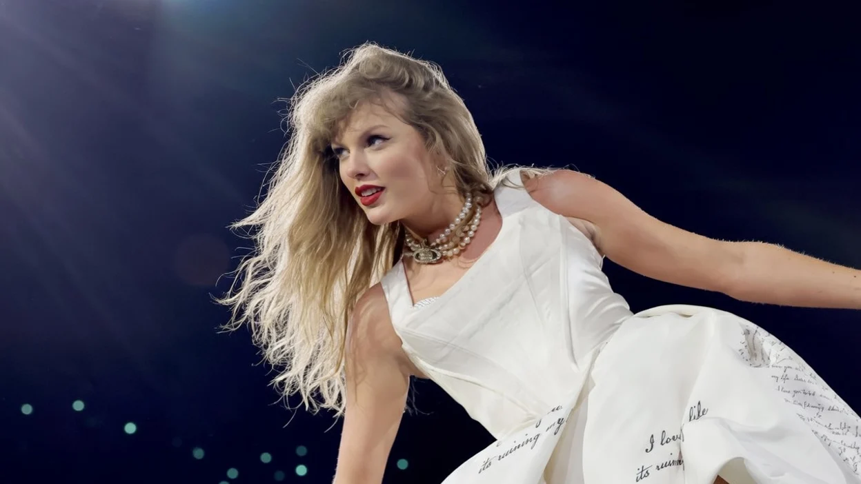 Taylor Swift lanseaza I Knew It I Knew You pentru Toy Story 5. Vinilurile s-au epuizat instant