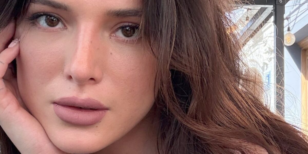 Bella Thorne. Un costum de baie i-a jucat feste în Hawaii. Imaginile vechi din 2018 au redevenit virale pe internet