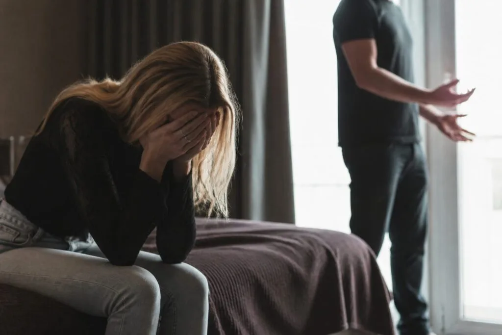 Bunnie XO, 46 de ani, neagă aventura cu Chad Kroeger. Ce se întâmplă cu copilul plănuit cu Jelly Roll după divorț
