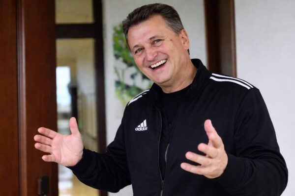 200.000 de euro pentru vila lui Nea Mărin. De ce imaginile publicate de Liviu Vârciu au aprins discuțiile