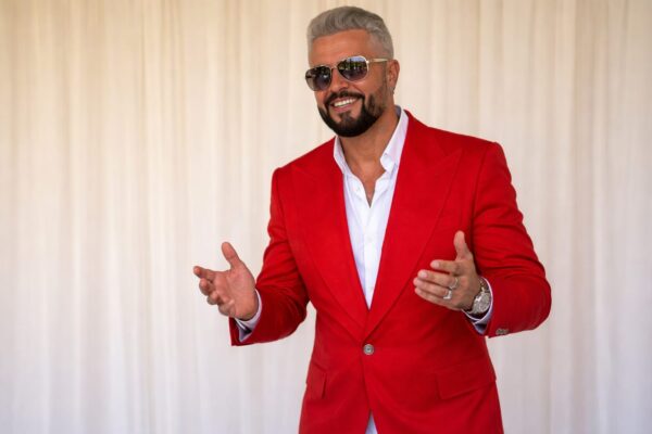 Cătălin Botezatu revine la Londra după jaf. Ce schimbă radical la călătorii și ce urmează în august