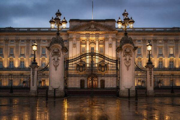 Charles și Camilla refuză Palatul Buckingham după renovarea de 369 de milioane de lire. De ce preferă Clarence House?