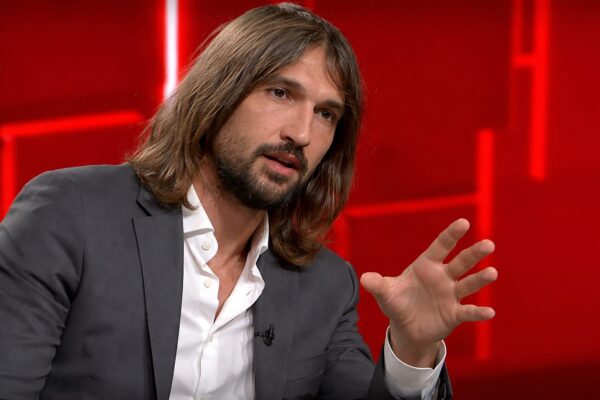 Dan Alexa a dezvăluit cine îi fură mințile de patru ani. De ce nu a abordat-o încă pe Ivana Knoll