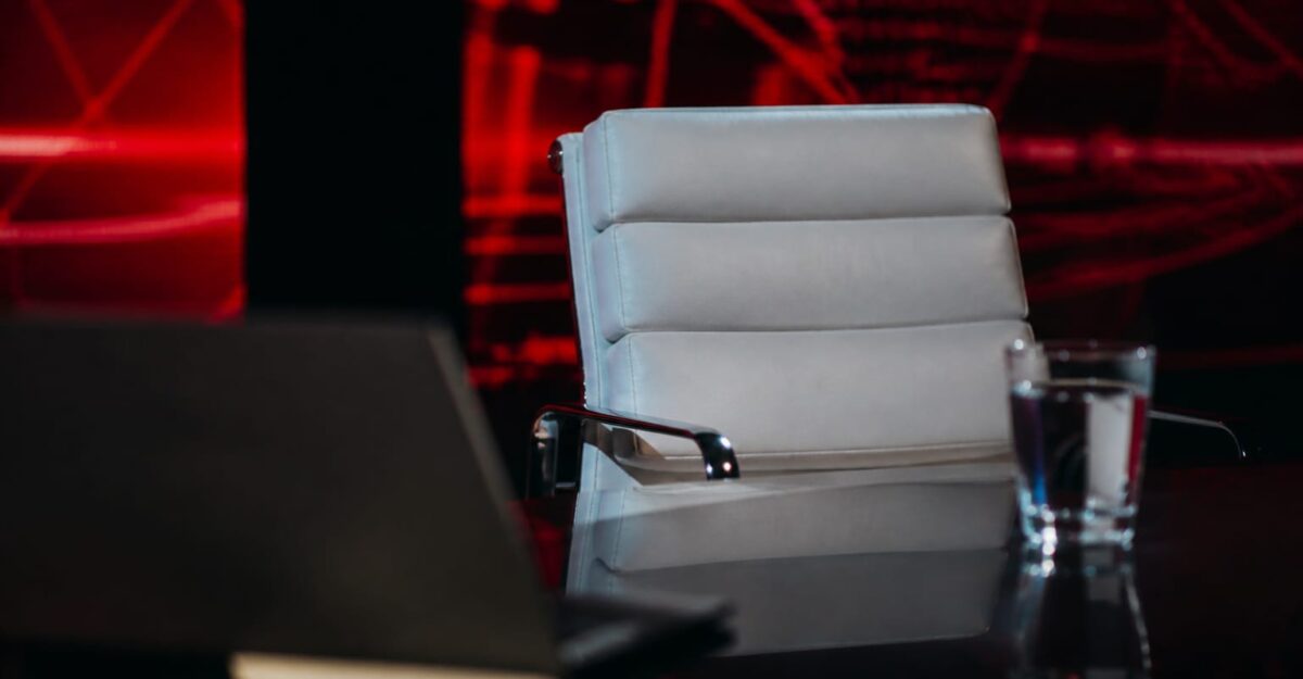 Prezentatorul care a numit Antena 1 o fostă iubită a rupt tăcerea. Ce se întâmplă cu Denise Rifai