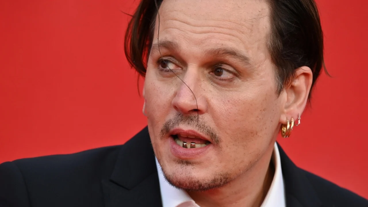 Ce s-a întâmplat cu dinții lui Johnny Depp. Detaliul observat de fani în ultimii ani