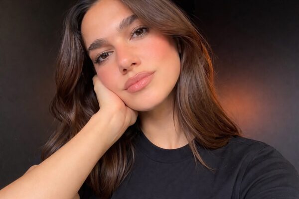 Dua Lipa, nudă în cadă la Hotel Il Pellicano din Toscana. Ce reacții a stârnit imaginea virală