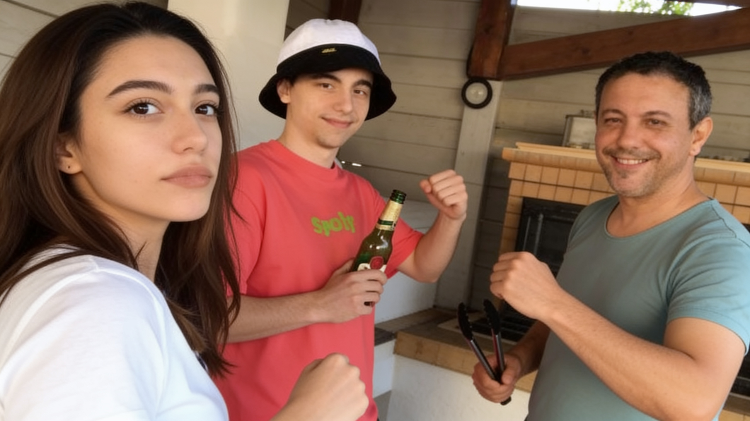 Sorin Bontea recunoaște cine dă tonul în bucătăria de acasă. Ce rol are Monica în familia lor